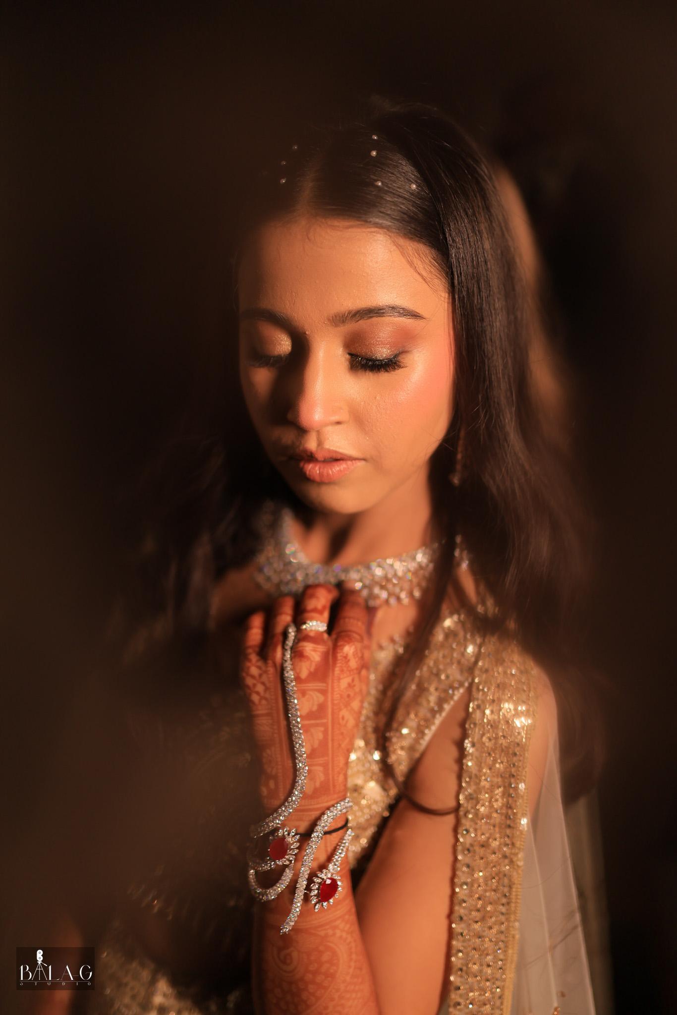 The Inaara Hathphool